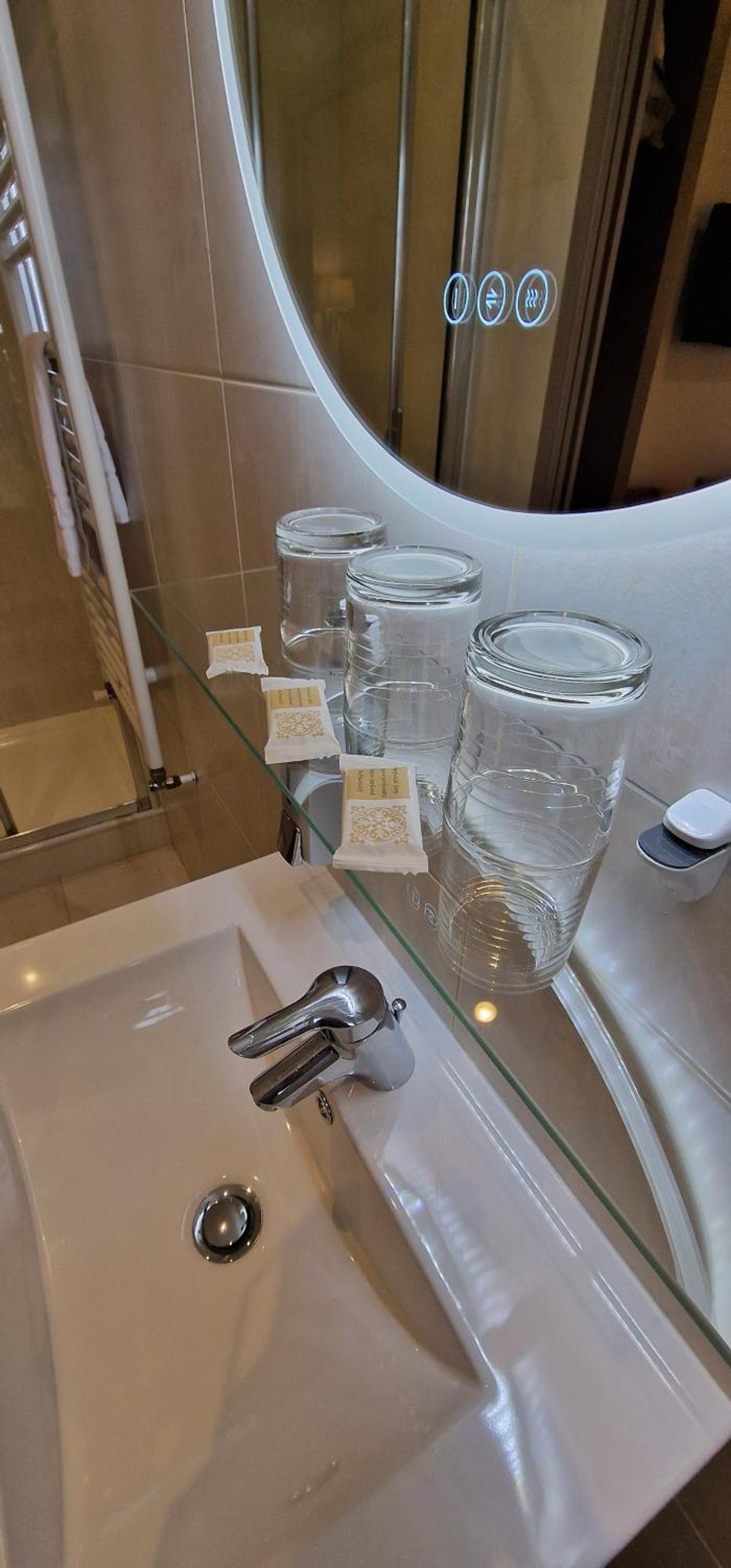 Hotel Le Bellevue Guer المظهر الخارجي الصورة